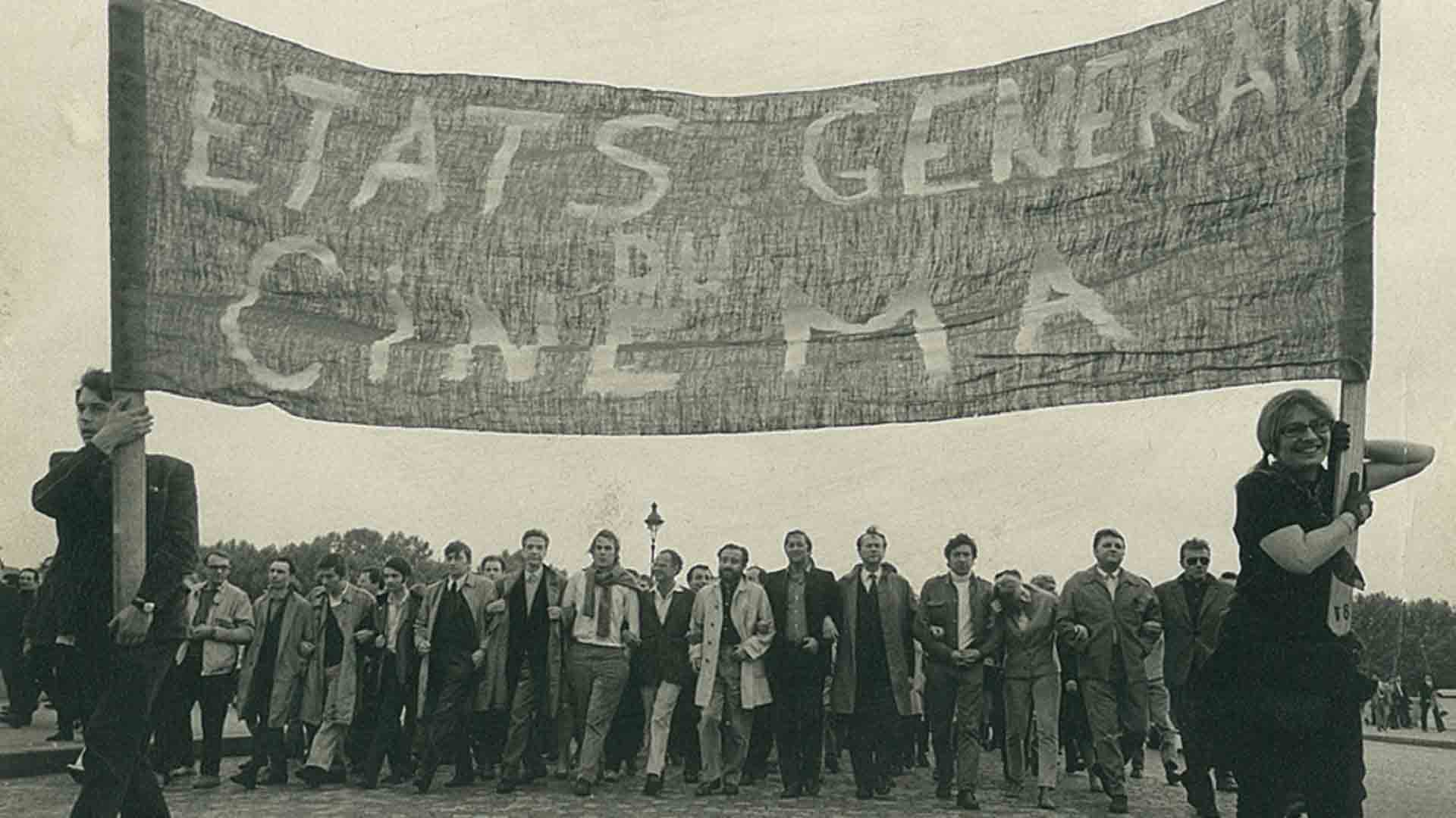 defile-etats-generaux-du-cinema-en-1968-cphoto-henri-glaeser-collection-marin-karmitz-1920x1080.jpg